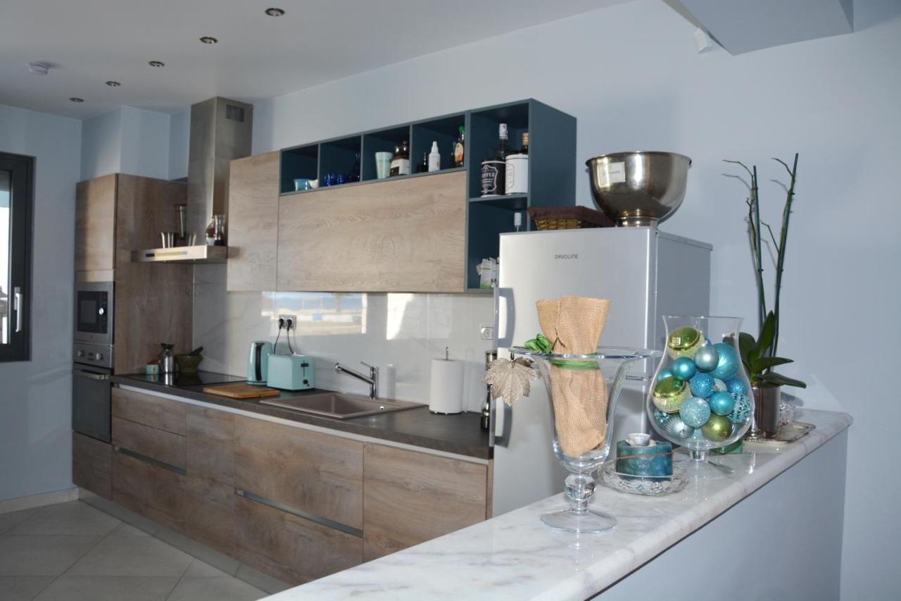 Pegasus Sea View Luxury Apartments Nea Vrasna Luaran gambar