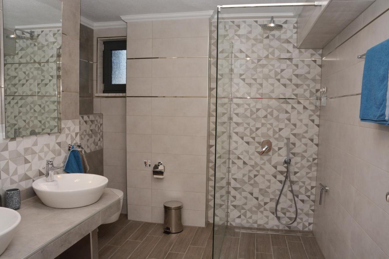 Pegasus Sea View Luxury Apartments Nea Vrasna Luaran gambar