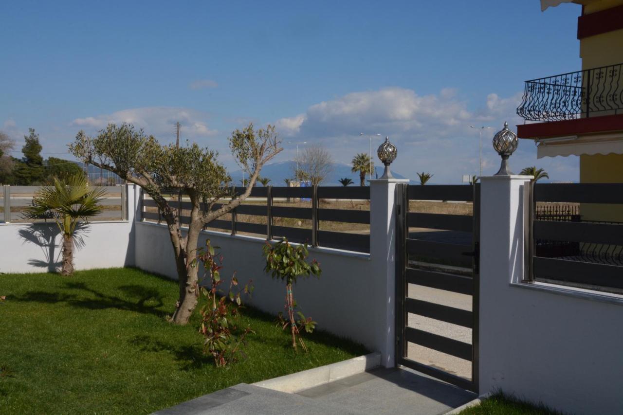 Pegasus Sea View Luxury Apartments Nea Vrasna Luaran gambar