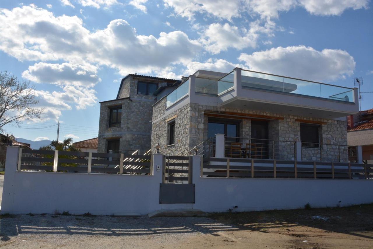 Pegasus Sea View Luxury Apartments Nea Vrasna Luaran gambar